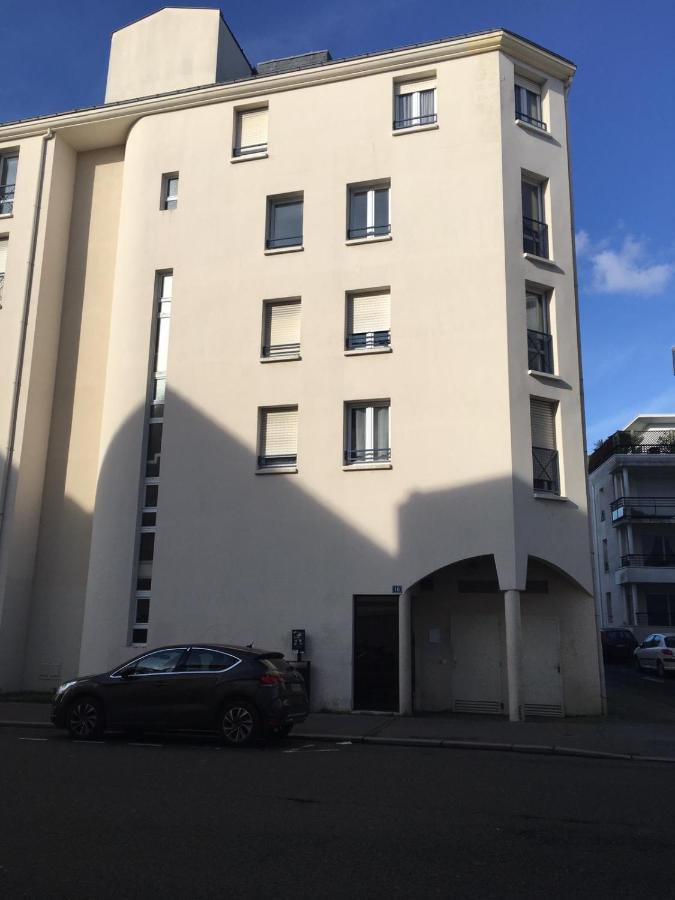 Studio Centre-Ville Avec Terrasse Et Parking Securise Gratuit Nantes Dış mekan fotoğraf